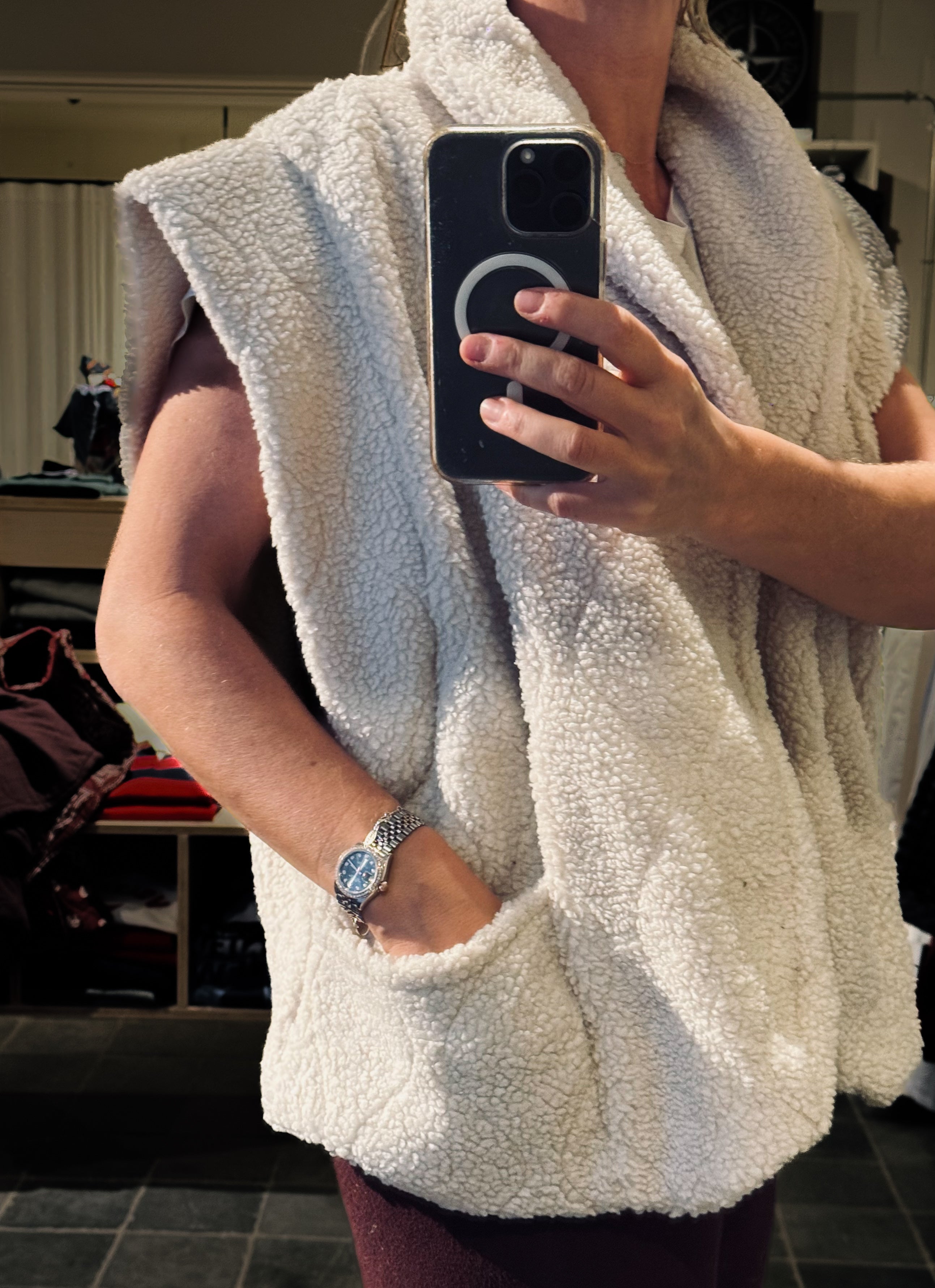 SLEEVELESS GILET TEDDY