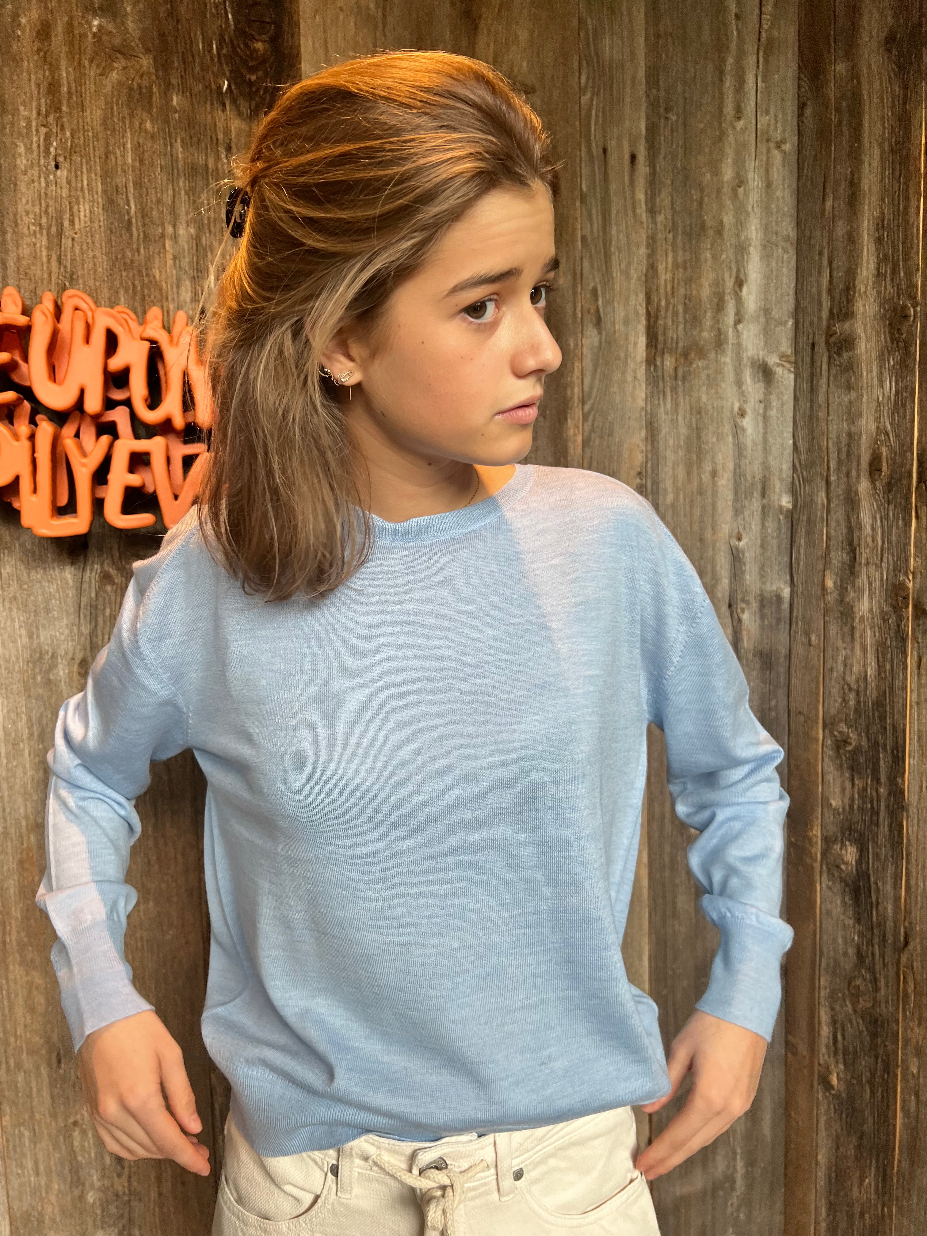 KNITWEAR