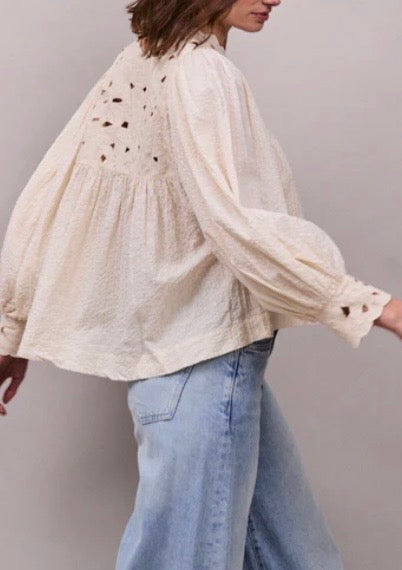 BLOUSE