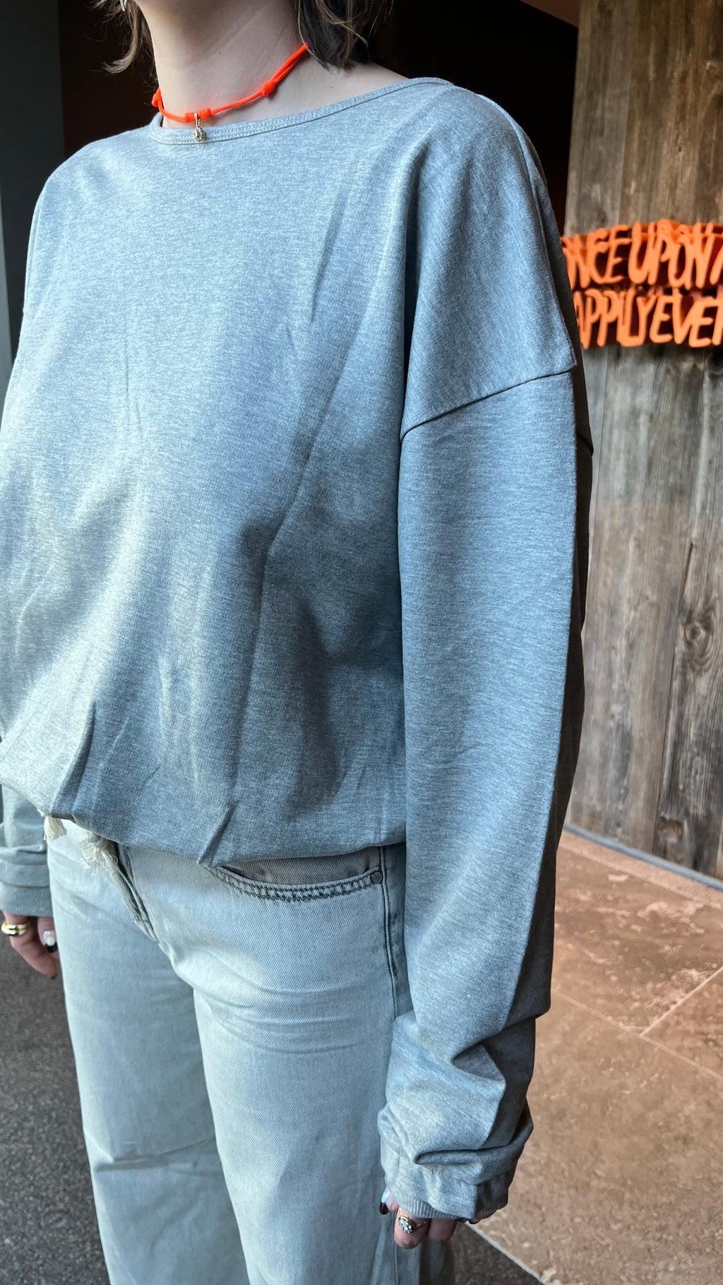 SWEATER