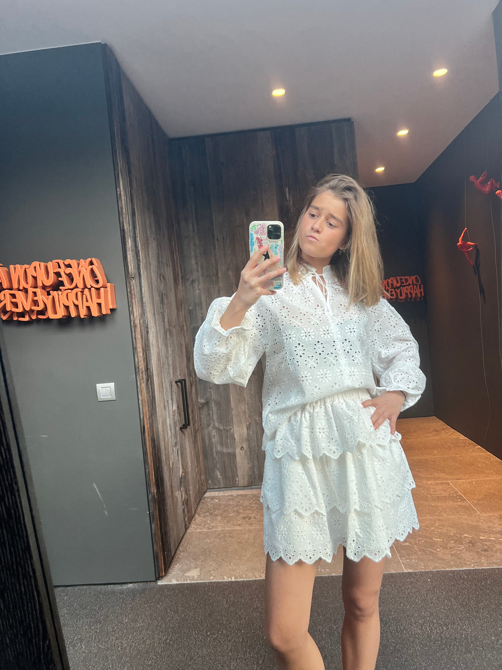 BLOUSE