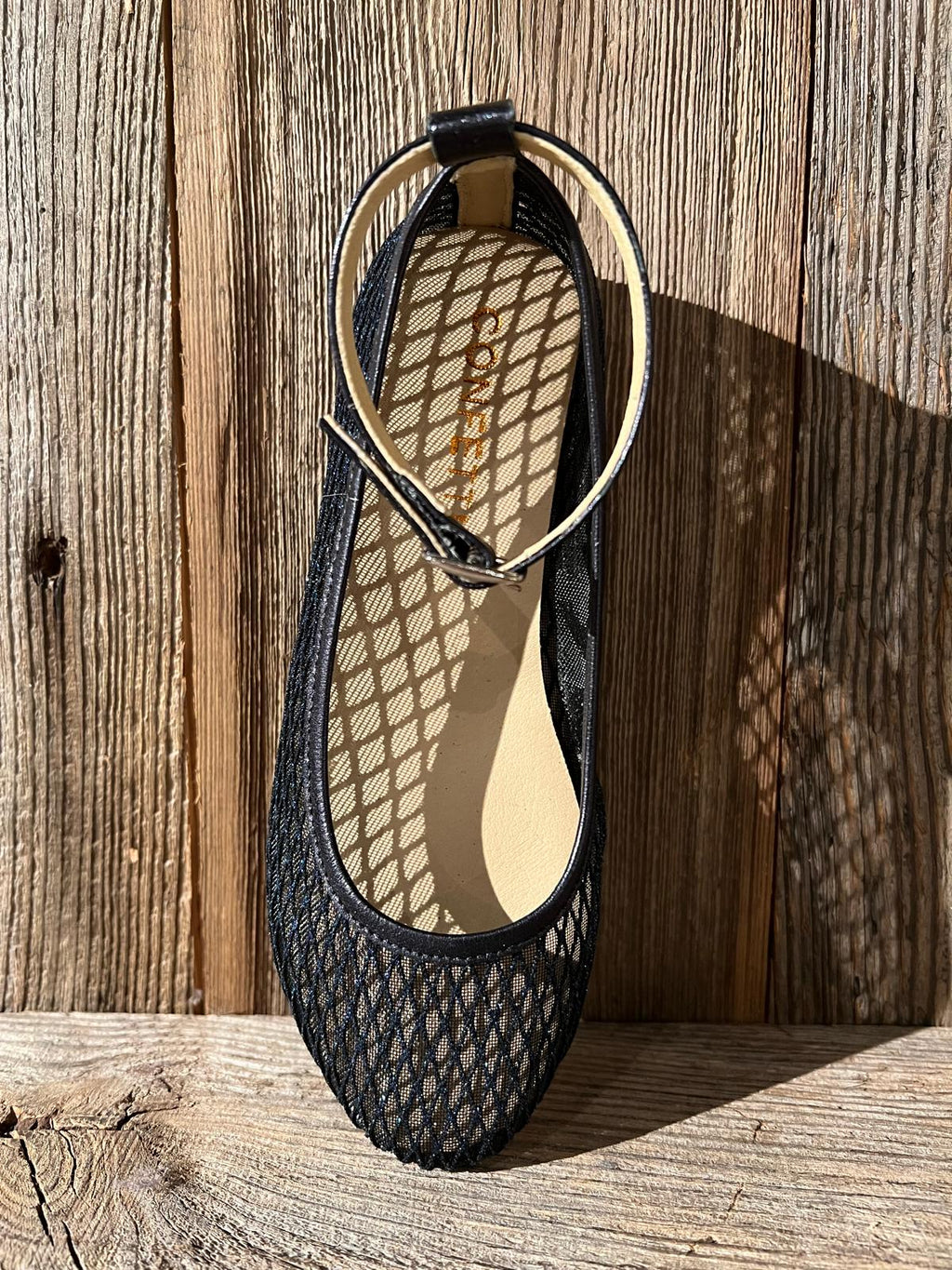 SHOES