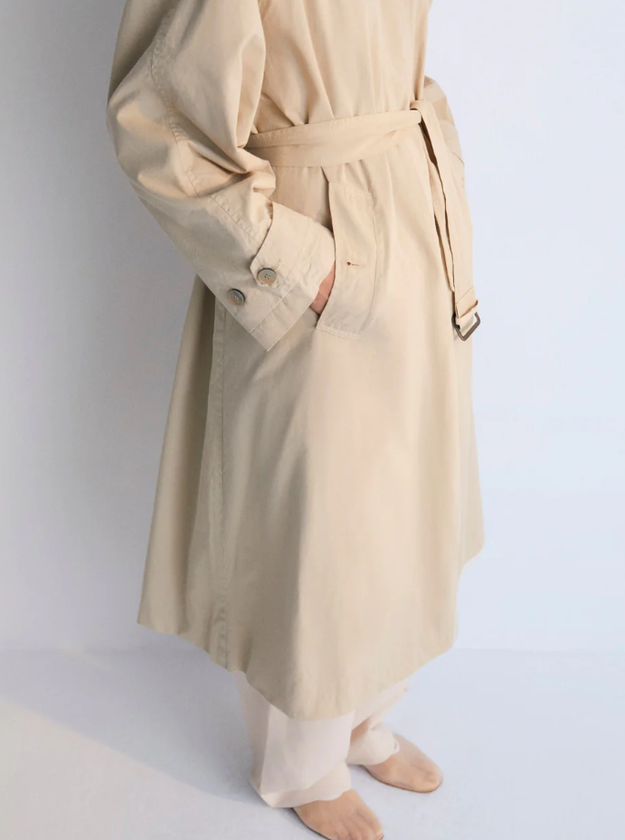 TRENCHCOAT