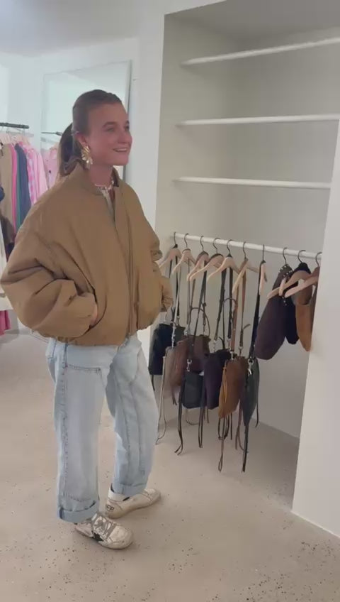 BOMBER